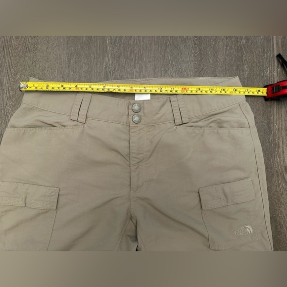 NWOT THE NORTH FACE KHAKI CARGO ZIP OFF PANTS - Size 12 SKU:412 - Picture 6 of 7